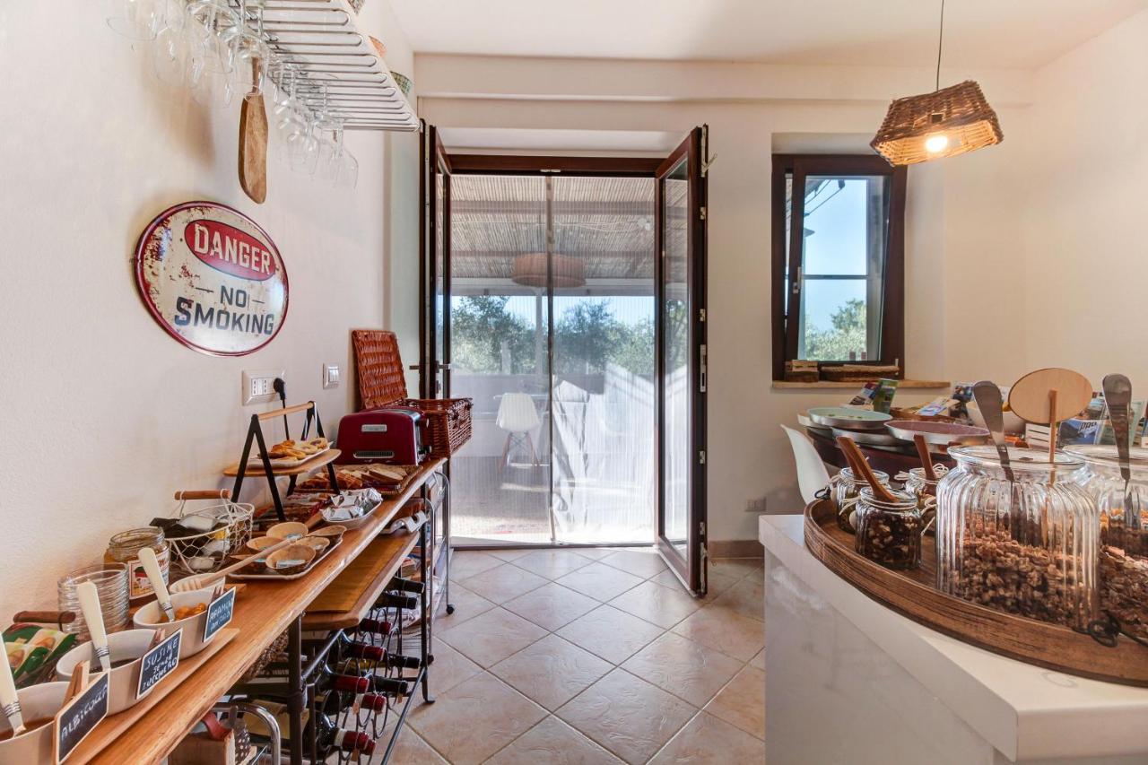 Artemisia Negli Ulivi Bed & Breakfast
